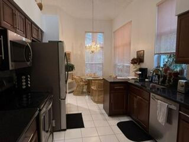 6668 NW 26th Way, Boca Raton, FL 33496