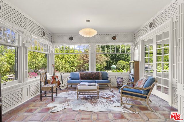 15454 S Mountain Road, Santa Paula, CA 93060