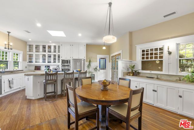 15454 S Mountain Road, Santa Paula, CA 93060