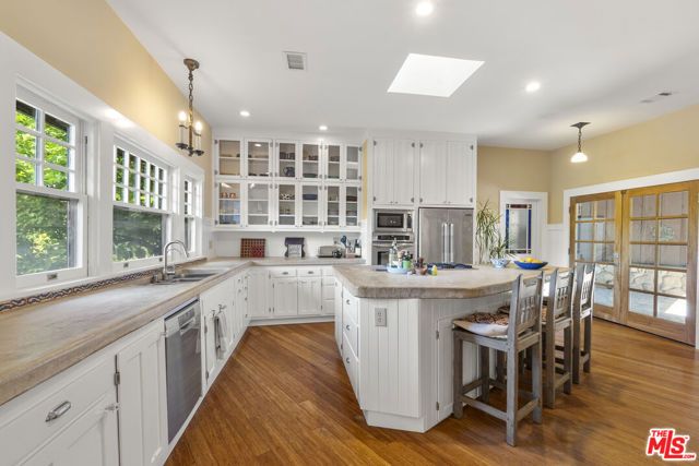 15454 S Mountain Road, Santa Paula, CA 93060