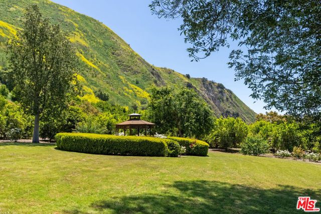 15454 S Mountain Road, Santa Paula, CA 93060