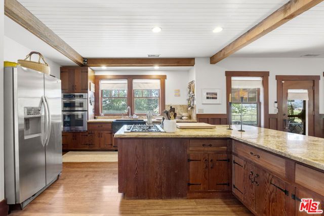 15454 S Mountain Road, Santa Paula, CA 93060