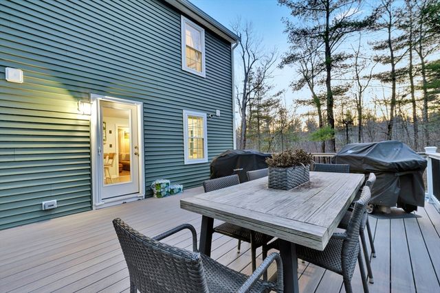 73 Brintnal Dr, Rutland, MA 01543