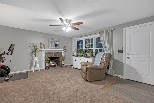 73 Brintnal Dr, Rutland, MA 01543