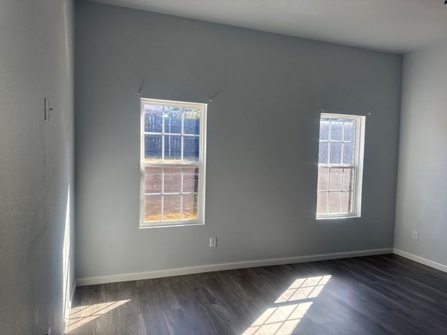 2213 Beverly Drive, Granbury, TX 76048