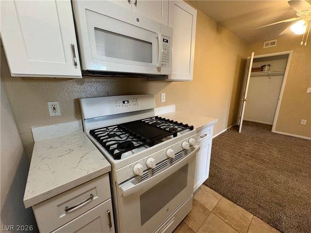 950 Seven Hills Drive 1612, Henderson, NV 89052