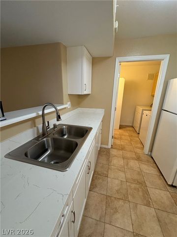 950 Seven Hills Drive 1612, Henderson, NV 89052