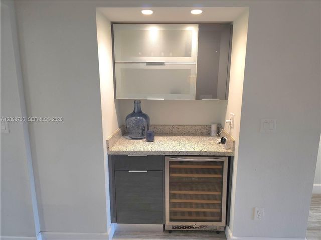 16171 Blatt Blvd 302, Weston, FL 33326