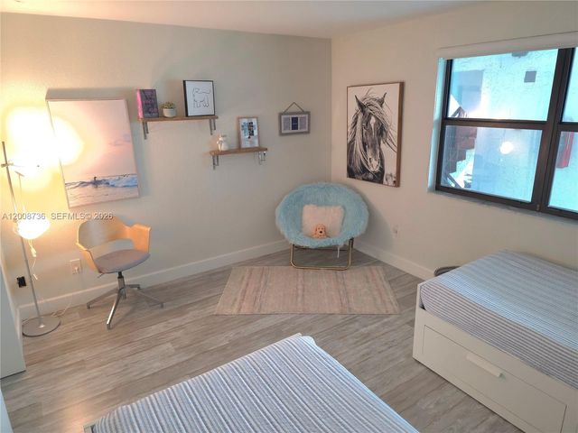 16171 Blatt Blvd 302, Weston, FL 33326