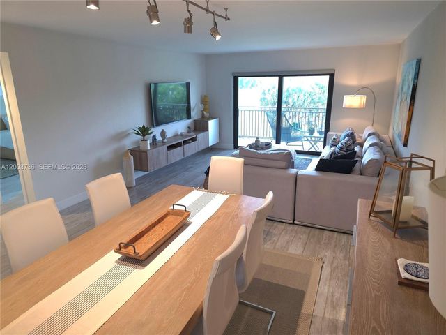 16171 Blatt Blvd 302, Weston, FL 33326