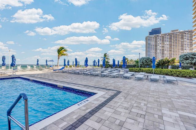 1904 S Ocean Drive 201, Hallandale Beach, FL 33009