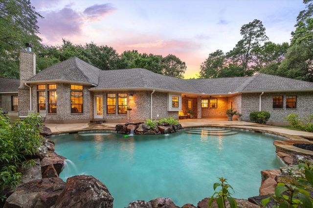 22914 Three Pines Drive, Hockley, TX 77447