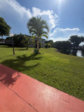 20330 NE 2nd Avenue 19, Miami Gardens, FL 33179