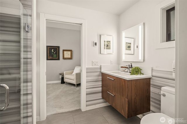5482 Fletcher Landing NE, Bainbridge Island, WA 98110