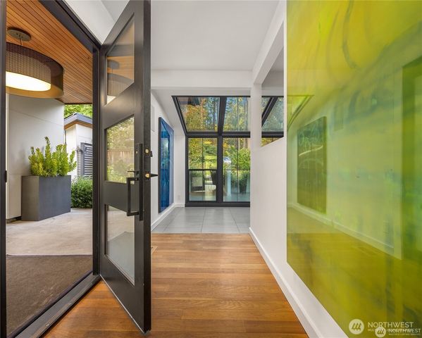 5482 Fletcher Landing NE, Bainbridge Island, WA 98110