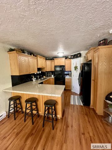 170 Meadowlark Drive, Shelley, ID 83274
