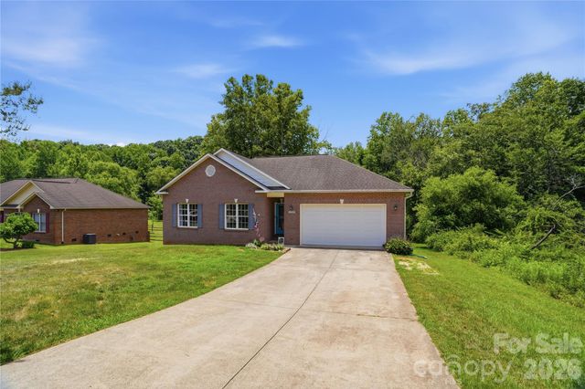 1550 Indian Springs Drive NW, Conover, NC 28613