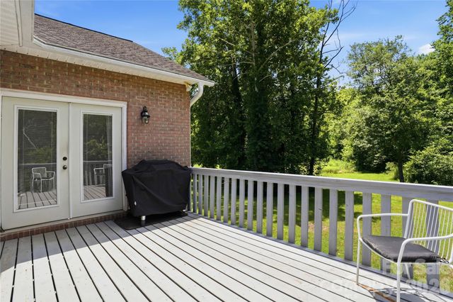 1550 Indian Springs Drive NW, Conover, NC 28613