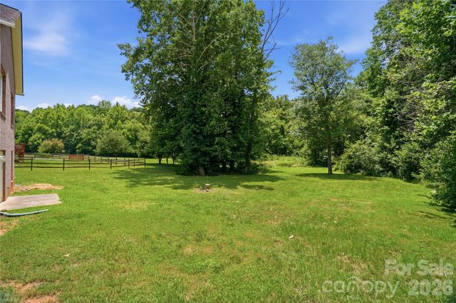 1550 Indian Springs Drive NW, Conover, NC 28613