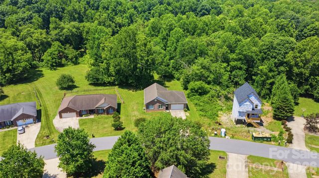 1550 Indian Springs Drive NW, Conover, NC 28613