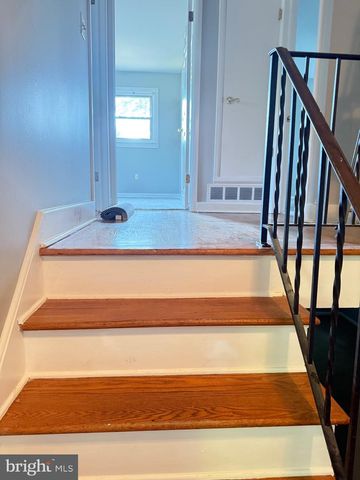 930 WOODLANE RD, Mount Holly, NJ 08060