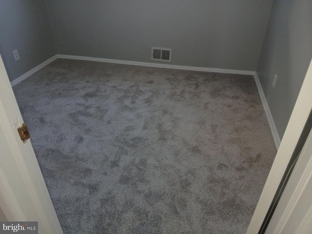 930 WOODLANE RD, Mount Holly, NJ 08060