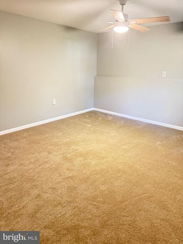 930 WOODLANE RD, Mount Holly, NJ 08060