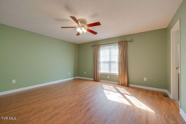 101 Mitchell Creek Drive, Jonesborough, TN 37659