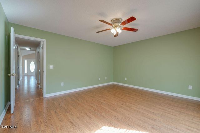 101 Mitchell Creek Drive, Jonesborough, TN 37659