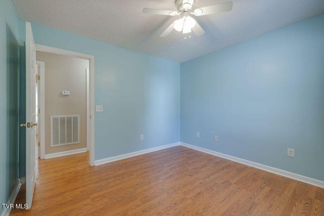 101 Mitchell Creek Drive, Jonesborough, TN 37659
