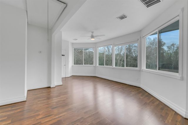 209 Pine Willow Court, Friendswood, TX 77546