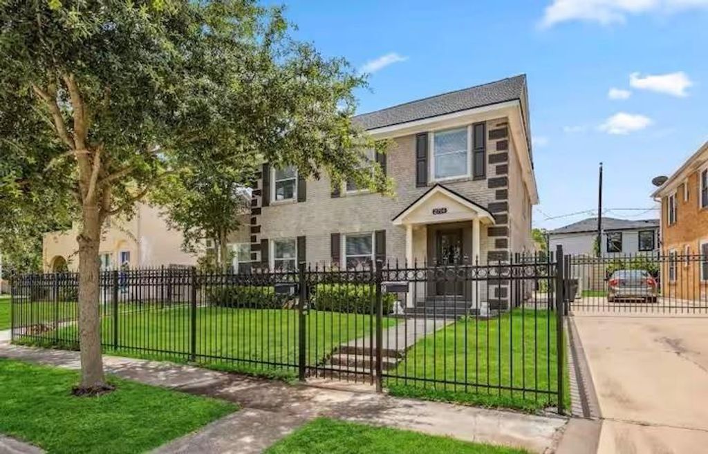 2714 Palm Street 2, Houston, TX 77004