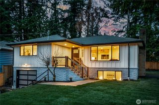 5003 239th Place SW, Lake Forest Park, WA 98043