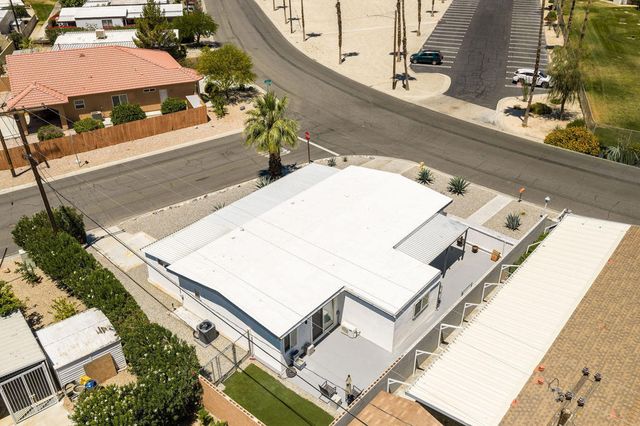 73561 Broadmoor Drive, Thousand Palms, CA 92276