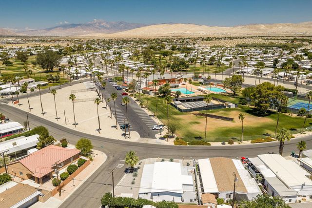 73561 Broadmoor Drive, Thousand Palms, CA 92276