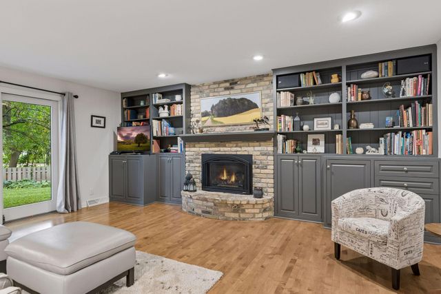 265 Oakwood Road, Hopkins, MN 55343