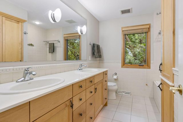 265 Oakwood Road, Hopkins, MN 55343