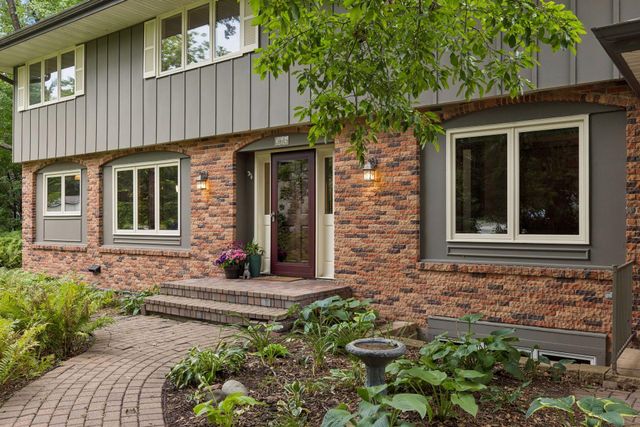 265 Oakwood Road, Hopkins, MN 55343