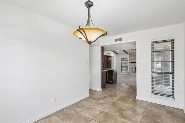 4010 Rushview Drive, Arlington, TX 76016