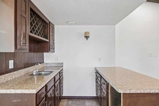 4010 Rushview Drive, Arlington, TX 76016