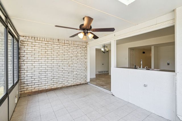 4010 Rushview Drive, Arlington, TX 76016
