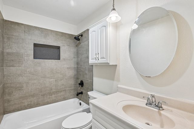 4010 Rushview Drive, Arlington, TX 76016