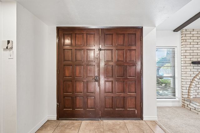 4010 Rushview Drive, Arlington, TX 76016