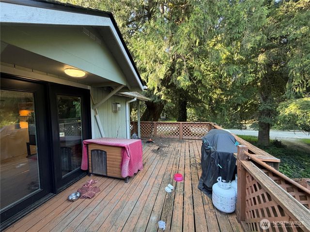 41766 N Shore Lane, Concrete, WA 98237