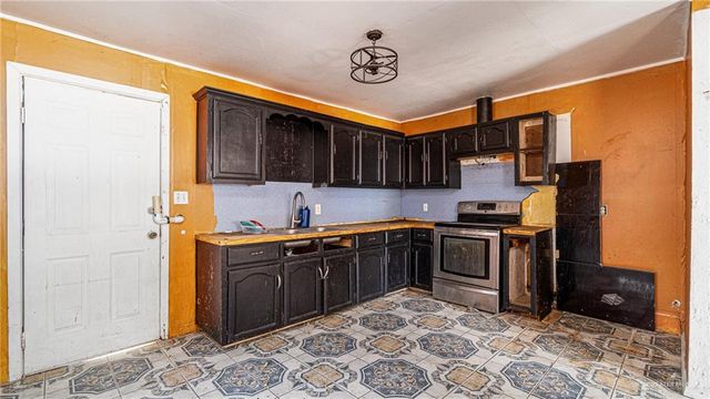 610 W Pike Boulevard, Weslaco, TX 78596