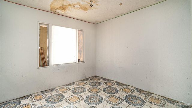 610 W Pike Boulevard, Weslaco, TX 78596