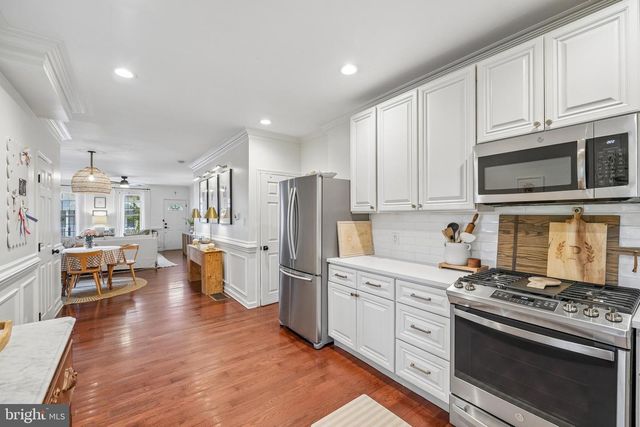 336 1ST AVE, Phoenixville, PA 19460