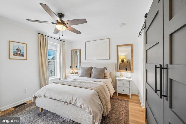 336 1ST AVE, Phoenixville, PA 19460