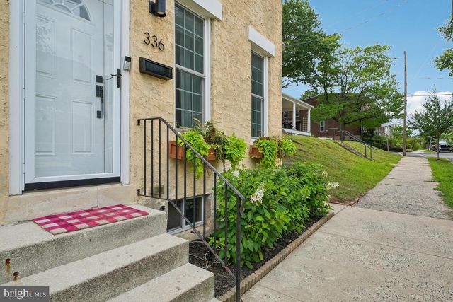336 1ST AVE, Phoenixville, PA 19460
