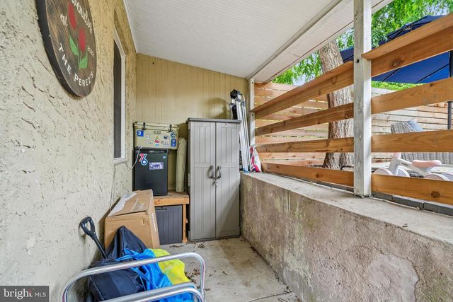 336 1ST AVE, Phoenixville, PA 19460